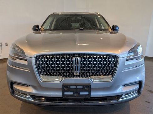 Used 2021 Lincoln Aviator Reserve w/ Elements Package Plus image 2