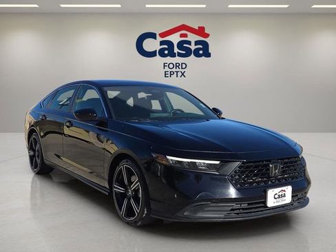 Used 2023 Honda Accord Sport image 1