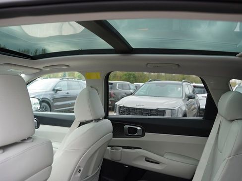 New 2026 Kia Sorento EX w/ EX Premium Package image 12
