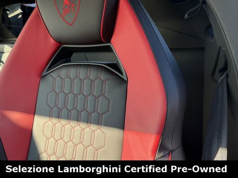 Used 2024 Lamborghini Revuelto image 24