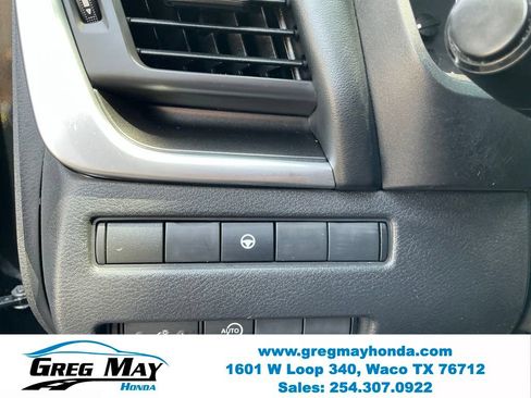 Used 2023 Nissan Rogue SV FWD image 25
