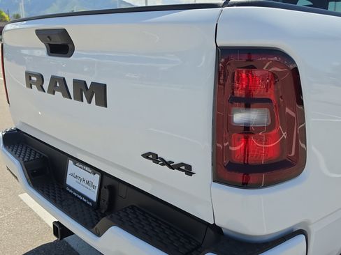 New 2026 RAM 1500 Express AWD/4WD image 10