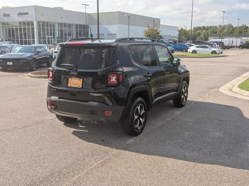Certified 2022 Jeep Renegade Trailhawk AWD/4WD image 5