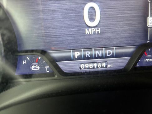 Used 2019 RAM 1500 Laramie image 16