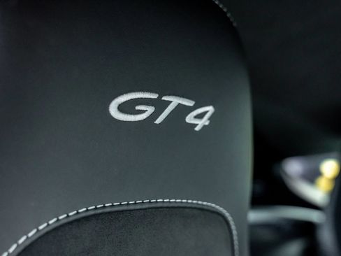 Used 2022 Porsche 718 Cayman GT4 RWD image 23