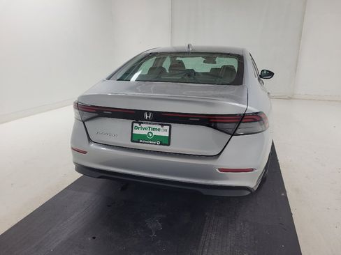 Used 2023 Honda Accord EX image 7