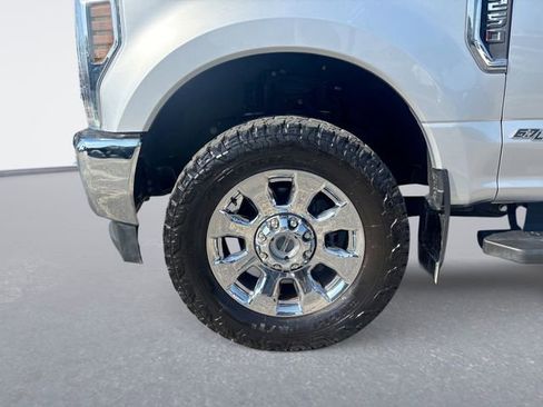 Used 2019 Ford F250 Lariat AWD/4WD image 10