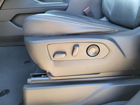 Used 2021 Chevrolet Tahoe LT image 15