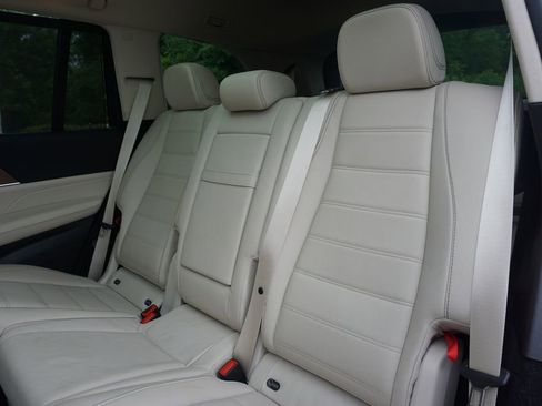 Certified 2023 Mercedes-Benz GLS 450 4MATIC image 14