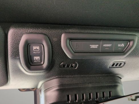 Used 2021 Jeep Wrangler Unlimited Sport AWD/4WD image 22