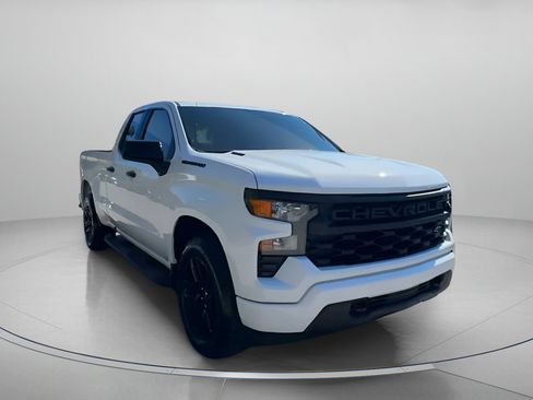 Used 2025 Chevrolet Silverado 1500 Custom w/ Turbomax Blackout Package image 3