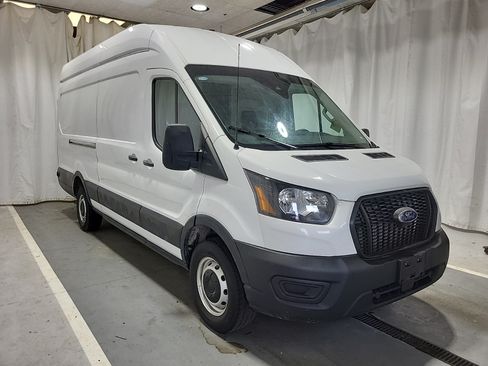 Used 2024 Ford Transit 250 148 High Roof Extended w/ Load Area Protection Package RWD image 5