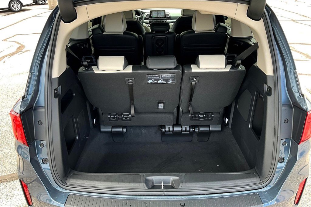 New 2027 Honda Odyssey Elite image 5