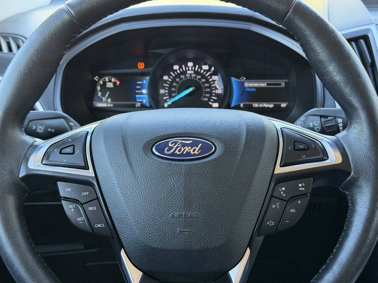 Used 2022 Ford Edge SEL w/ Sport Appearance Package AWD/4WD image 11