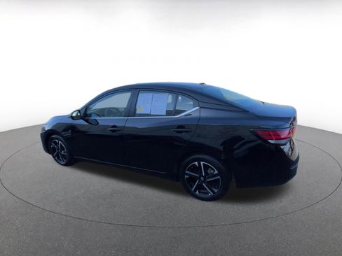 Used 2025 Nissan Sentra SV FWD image 10