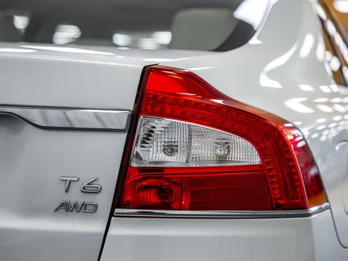 Used 2015 Volvo S80 T6 image 9