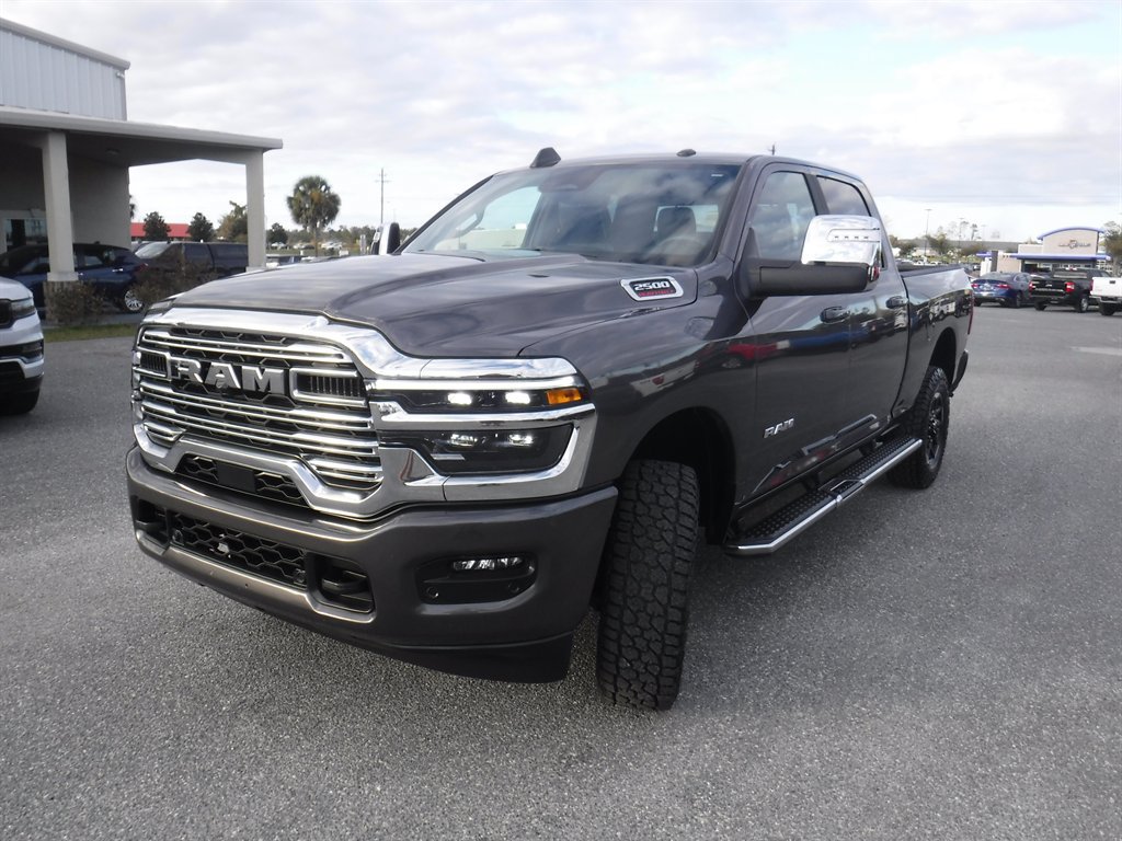 Used 2026 RAM 2500 Laramie AWD/4WD image 24
