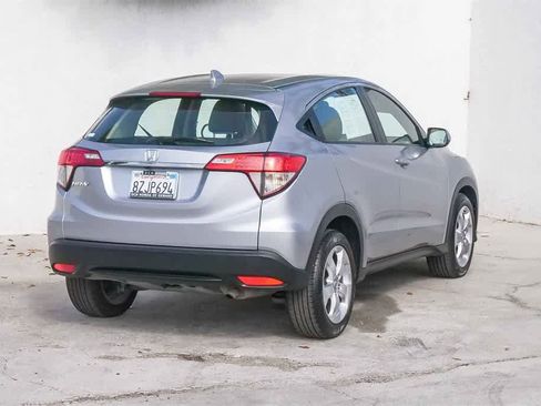 Used 2022 Honda HR-V LX image 7