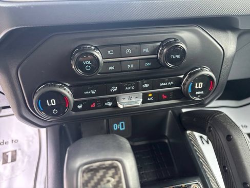 Used 2024 Ford Bronco Raptor w/ Interior Carbon Fiber Pack 6 AWD/4WD image 27