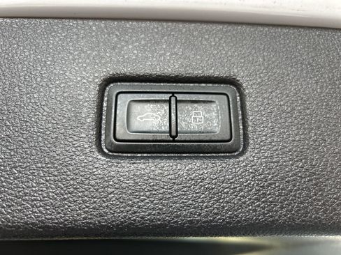 Used 2024 Audi Q7 2.0T Premium Plus image 14