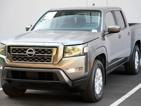 Used 2022 Nissan Frontier SV RWD image 41