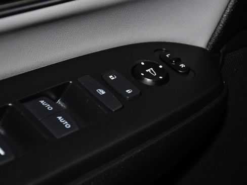 Certified 2022 Honda CR-V EX-L image 32