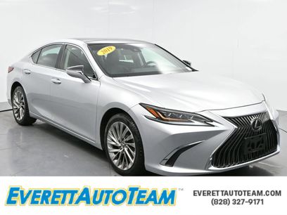 Used 2019 Lexus ES 350 Ultra Luxury w/ Accessory Package