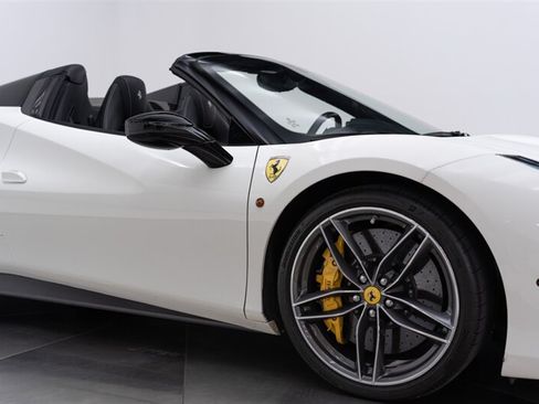 Used 2017 Ferrari 488 Spider RWD image 24