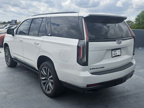 Used 2021 Cadillac Escalade Sport w/ Driver Assist Tech Package image 4