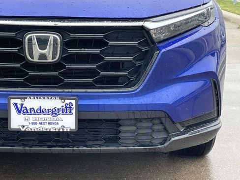 Used 2025 Honda CR-V LX image 7