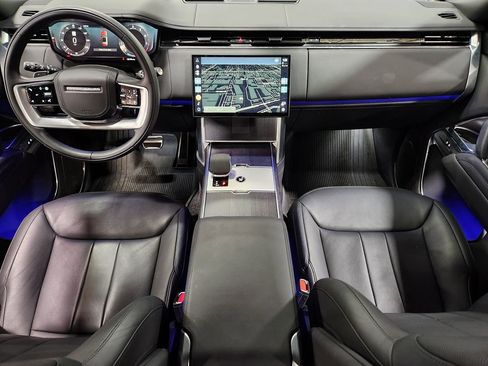 Used 2024 Land Rover Range Rover Long Wheelbase Autobiography image 46