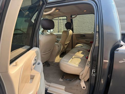 Used 2001 Ford F150 Lariat RWD image 29