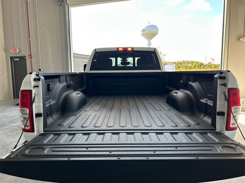New 2024 RAM 2500 Tradesman w/ Chrome Appearance Group image 32