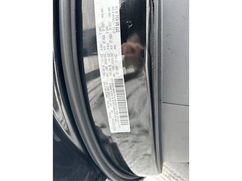 Used 2020 Chrysler Pacifica Limited w/ Quick Order Package 27H Red S image 12