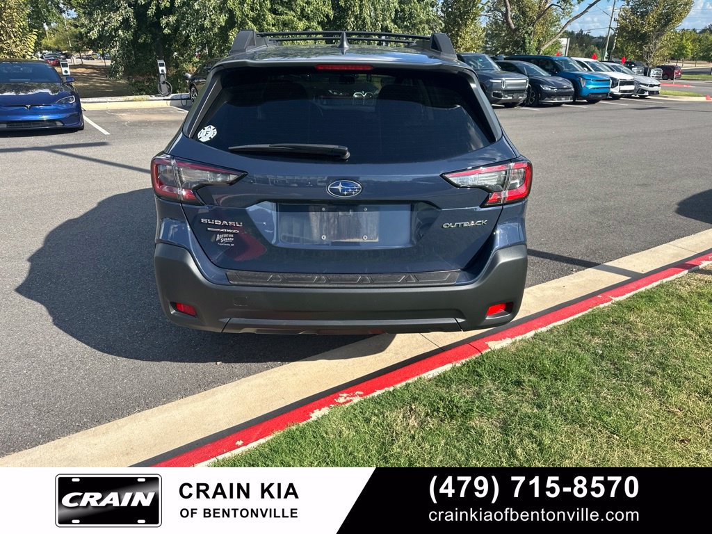 Used 2025 Subaru Outback Premium AWD/4WD image 7