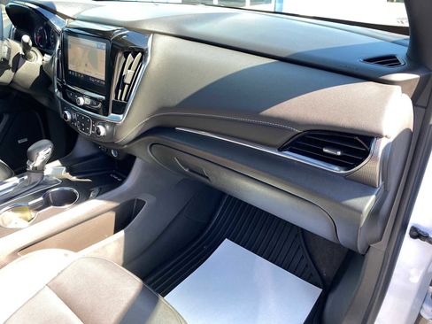Used 2023 Chevrolet Traverse Premier w/ Redline Edition image 27