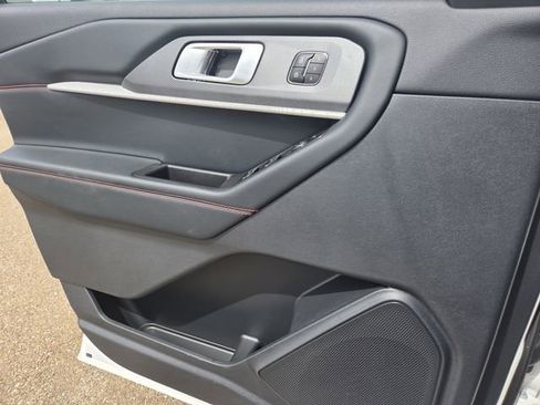 New 2026 Ford Explorer ST-Line RWD image 13