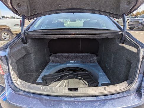 Used 2018 Chevrolet Impala Premier image 32