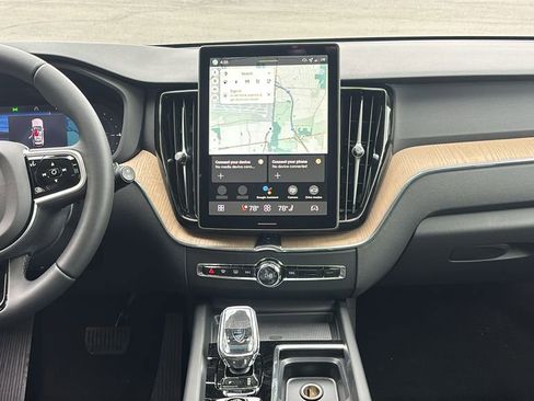 New 2026 Volvo XC60 T8 Plus w/ Protection Package Premier AWD/4WD image 6