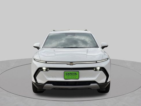 Used 2024 Chevrolet Equinox EV LT FWD image 8