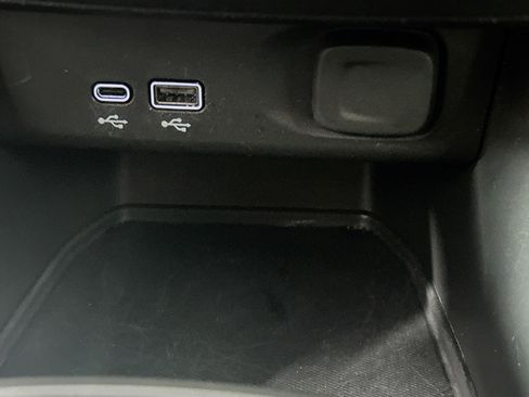 Used 2025 Buick Envista Preferred image 25