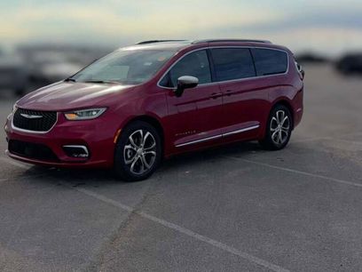 New 2026 Chrysler Pacifica Pinnacle