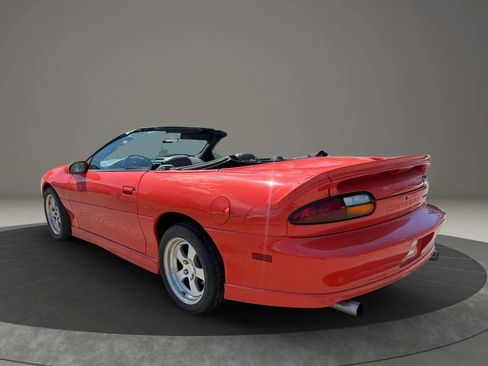 Used 1999 Chevrolet Camaro Z28 w/ Sport Appearance Pkg RWD image 15