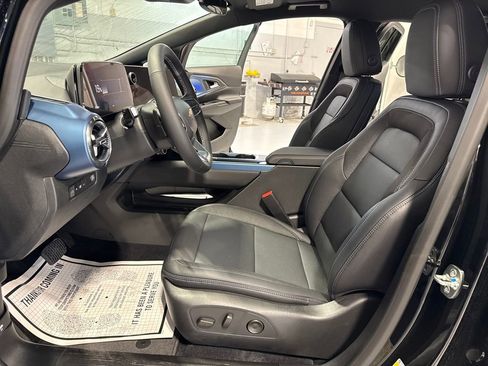New 2026 Chevrolet Equinox EV LT AWD/4WD image 22