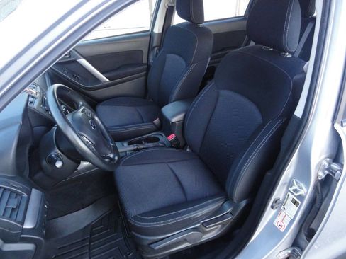 Used 2015 Subaru Forester 2.5i w/ Alloy Wheel Package AWD/4WD image 10