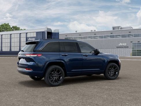 New 2026 Jeep Grand Cherokee Limited AWD/4WD image 4