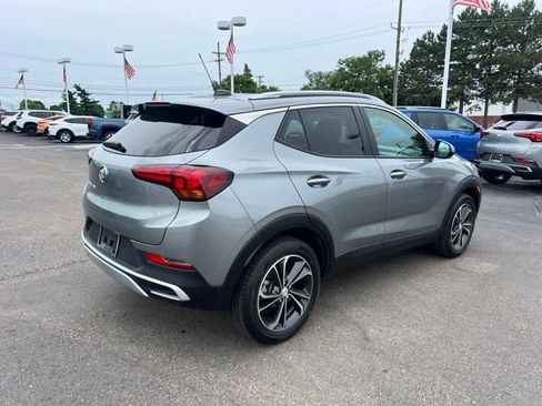 Used 2023 Buick Encore GX Select FWD image 5