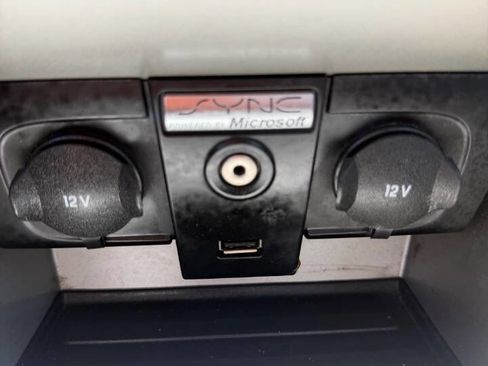 Used 2011 Ford Focus SE w/ 201A Rapid Spec Order Code FWD image 15