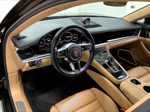 Used 2018 Porsche Panamera 4 AWD/4WD image 11
