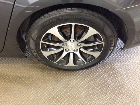 Used 2015 Acura TLX w/Tech image 29